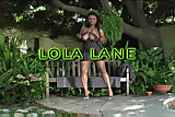 Monster rack ebony Lola Lane-trasgu