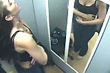 Hot Woman in changing room - Heisse Frau in der Umkleide
